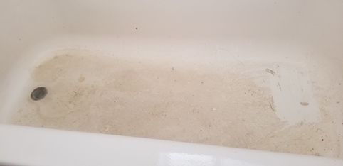 Before & After Tub Cleaning in Rancho Cucamonga, CA (2)
