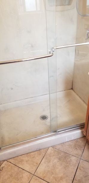 Before & After Shower Door Cleaning in Fontana, CA (3)
